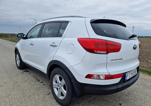 Kia Sportage cena 51900 przebieg: 156500, rok produkcji 2015 z Poznań małe 106